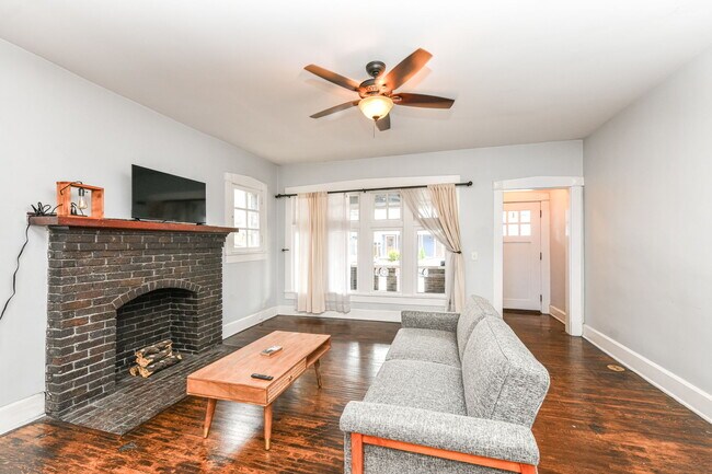 2158 N Pennsylvania St in Indianapolis, IN - Building Photo - Building Photo