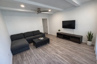 619 18th St, Unit Apartment 1 in Union City, NJ - Foto de edificio - Building Photo