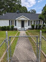 176 Grady St in Griffin, GA - Building Photo