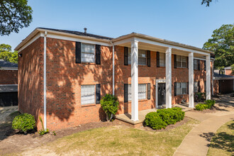 Sherwood Flats in Memphis, TN - Building Photo - Building Photo