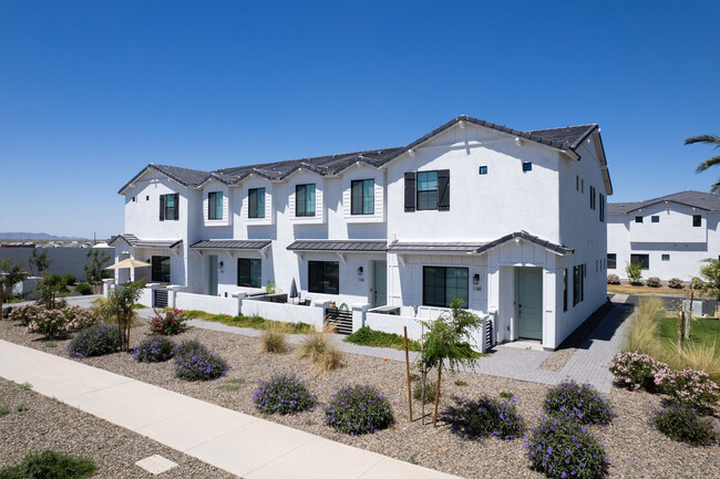 Lehi Cove in Mesa, AZ - Building Photo - Building Photo