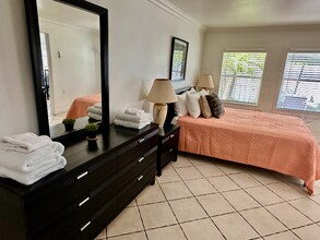 711 NE 4th St in Fort Lauderdale, FL - Building Photo - Building Photo