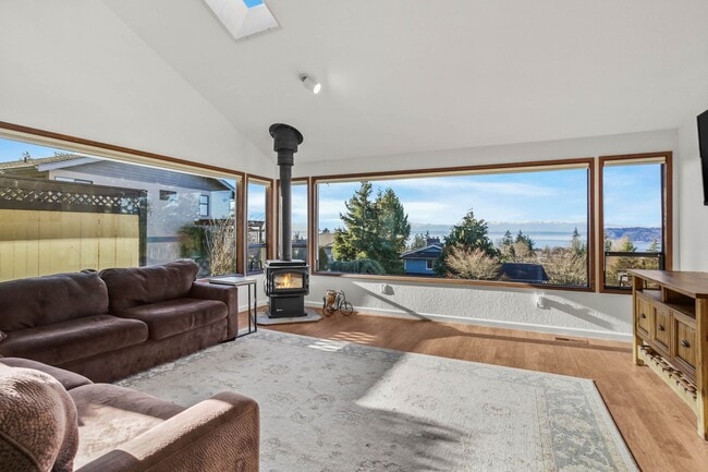 10317 Kay Way in Mukilteo, WA - Building Photo - Building Photo