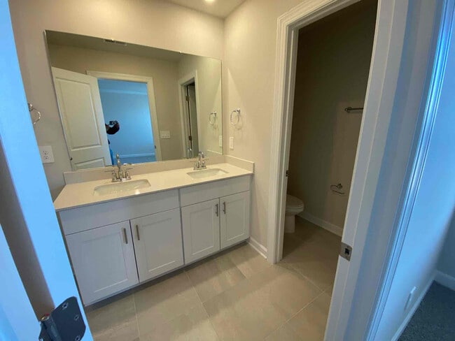 1413 Old Rivers Rd in Concord, NC - Foto de edificio - Building Photo