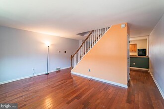 828 Hoffman Pl in Philadelphia, PA - Building Photo - Building Photo