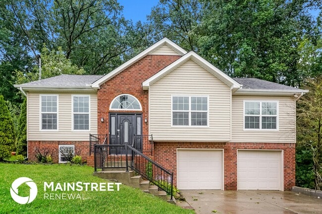 property at 1131 Poplar Hollow Dr