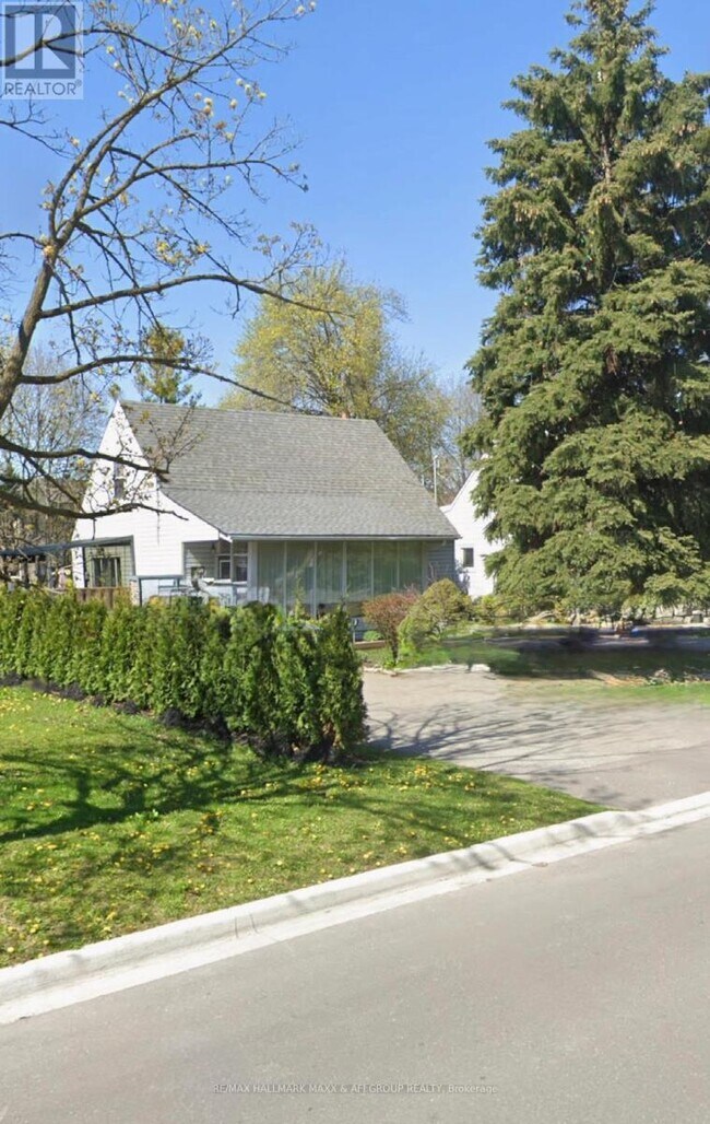 property at 54 Highland Park Blvd
