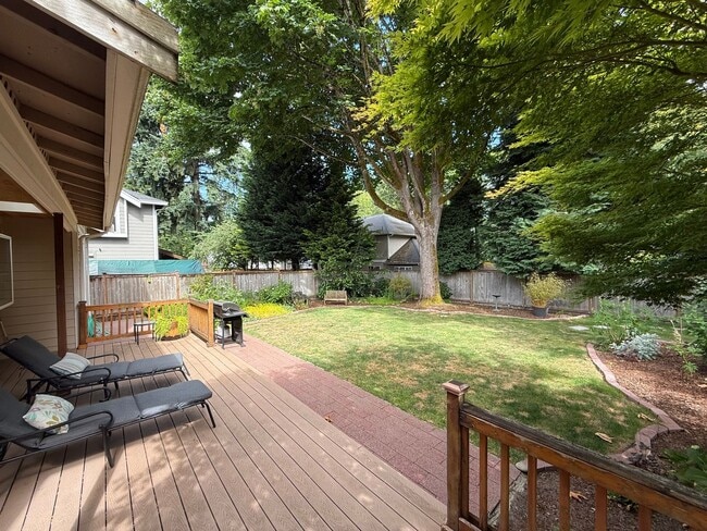 property at 13022 NE 104th St