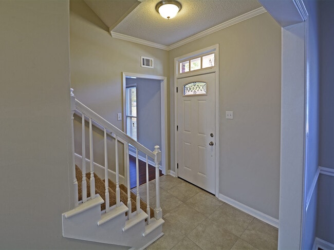 1992 Kings Cross Ln in Memphis, TN - Building Photo - Building Photo