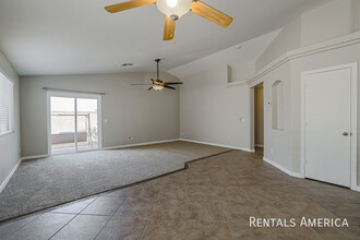 3618 N French Pl in Casa Grande, AZ - Building Photo - Building Photo