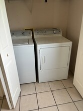 2256 East 12th Street-Unit -2256 E 12 St unit B in Lehigh Acres, FL - Building Photo - Building Photo