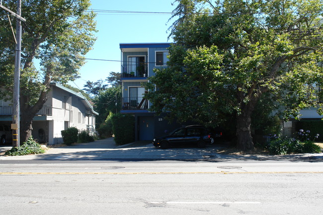 23 N El Camino Real in San Mateo, CA - Building Photo - Building Photo