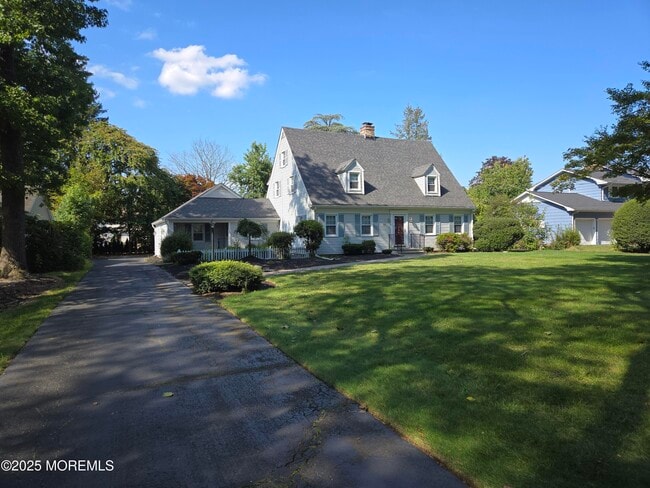 77 Dutch Lane Rd in Freehold, NJ - Building Photo - Building Photo