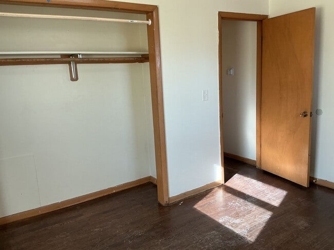 7017 N Teutonia Ave in Milwaukee, WI - Building Photo - Building Photo