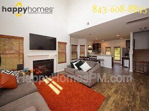 236 Swallowtail Ln in Goose Creek, SC - Building Photo - Building Photo