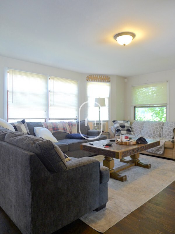 44 Gerrish St in Boston, MA - Building Photo - Building Photo