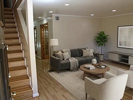 1348 N Orange Dr, Unit 2 in Los Angeles, CA - Building Photo