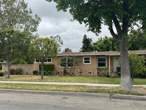 3203 Marwick Ave in Long Beach, CA - Building Photo - Building Photo