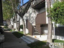 8085 Caminito de Pizza in San Diego, CA - Building Photo