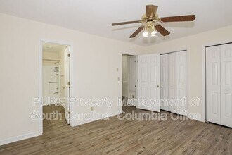 206 New Brookland Pl in West Columbia, SC - Building Photo - Building Photo