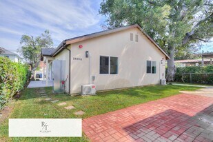 1806 S 8th St in Alhambra, CA - Building Photo