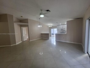 13524 NW 5th Ct in Plantation, FL - Foto de edificio - Building Photo