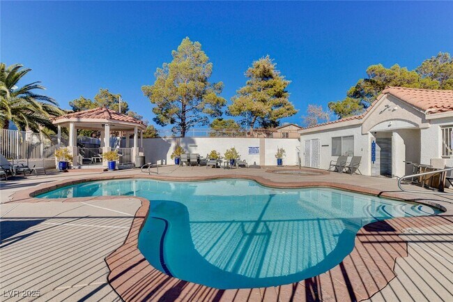 property at 4040 Castle Cove Dr