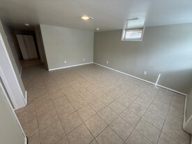 3300 15th Ave in Rock Island, IL - Building Photo