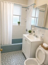 402 Highland Ave, Unit 2 in Somerville, MA - Foto de edificio - Building Photo