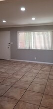 845 Apgar St, Unit B in Oakland, CA - Building Photo - Building Photo