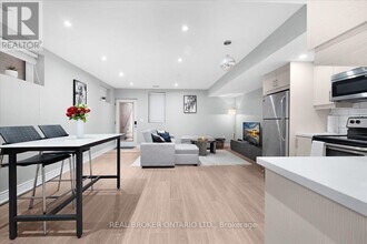 25A Mystic Ave in Toronto, ON - Building Photo - Building Photo