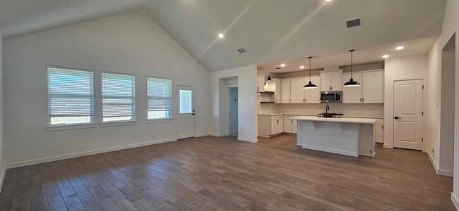 property at 8426 Tranquil Bay Ct