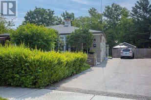 115 Porchester Dr in Toronto, ON - Building Photo