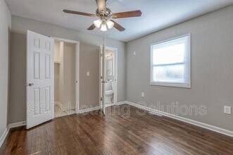 7819 E 58th St in Kansas City, MO - Building Photo - Building Photo