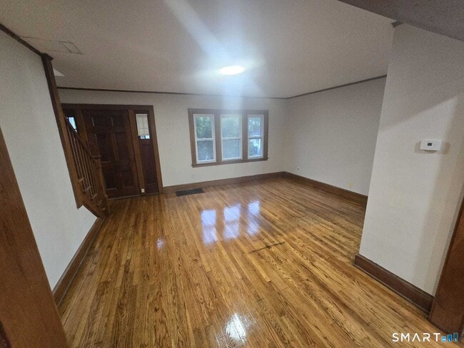 377 W Wolcott Ave in Windsor, CT - Building Photo - Building Photo