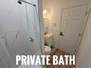 1805 Dewhirst Dr, Unit 5 in Colorado Springs, CO - Building Photo - Building Photo