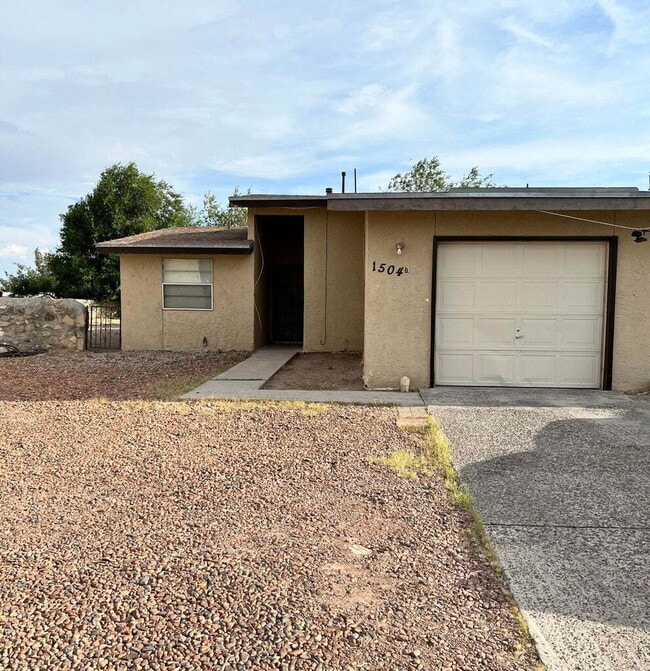 property at 1504 Monte Sanders Ln