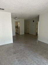 2701 Sweeney Ln in Austin, TX - Building Photo - Building Photo