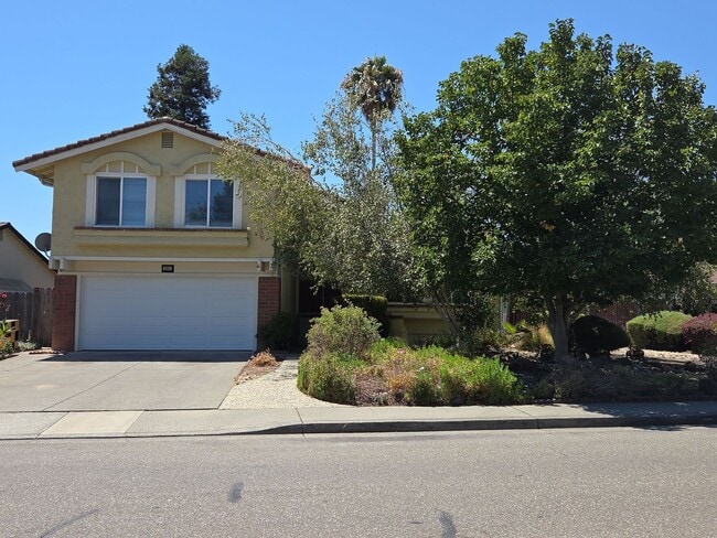 property at 571 Marigold Dr