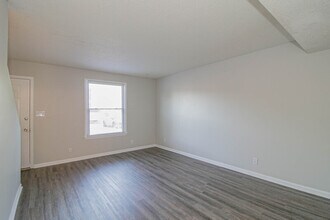 809-B Golfview Pl in Clarksville, TN - Building Photo - Building Photo