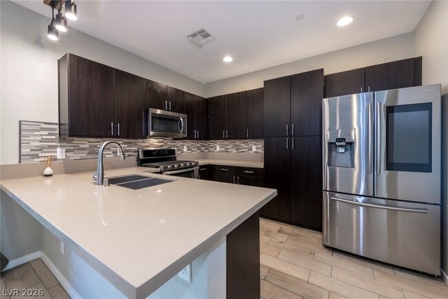 11257 Rainbow Peak Ave in Las Vegas, NV - Building Photo - Building Photo