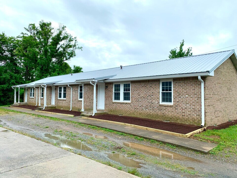 211 Lexington Dr in Clarksville, TN - Building Photo