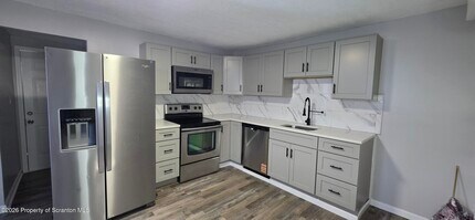 333 Oak St in Scranton, PA - Building Photo - Building Photo