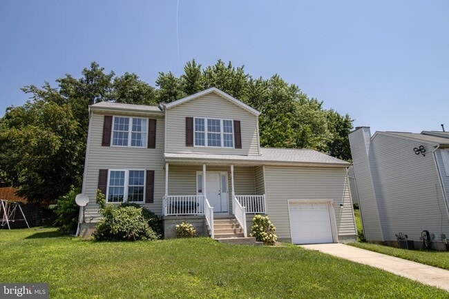 property at 7822 Rolling Vista Ct