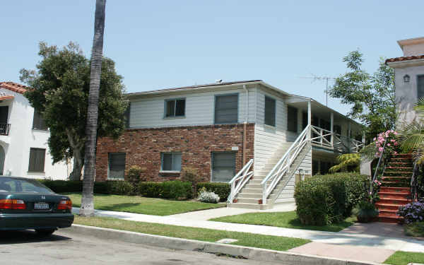 1210 Bennett Ave in Long Beach, CA - Building Photo - Building Photo