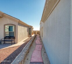13102 Cozy Cove Ave in El Paso, TX - Building Photo - Building Photo