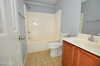 8000 Banister Loop photo'