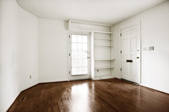 6415 Howe St in Pittsburgh, PA - Building Photo - Building Photo