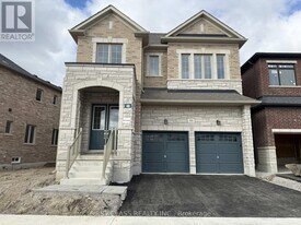 95 Boccella Cres in Richmond Hill, ON - Building Photo