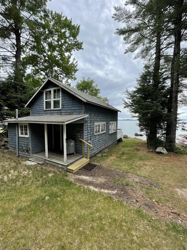14 Elizabeth Ln in Standish, ME - Building Photo - Building Photo